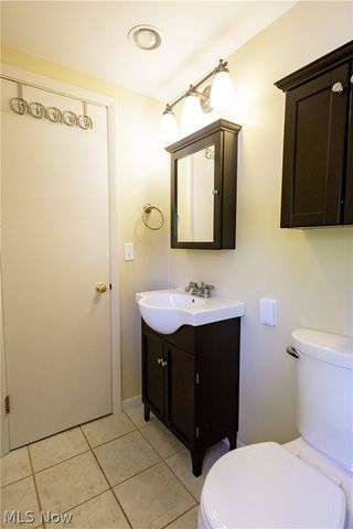 1009 Fair Oaks Avenue SW, North Canton, OH 44720