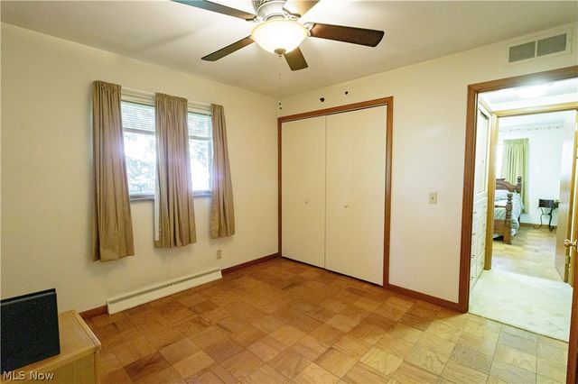 1009 Fair Oaks Avenue SW, North Canton, OH 44720