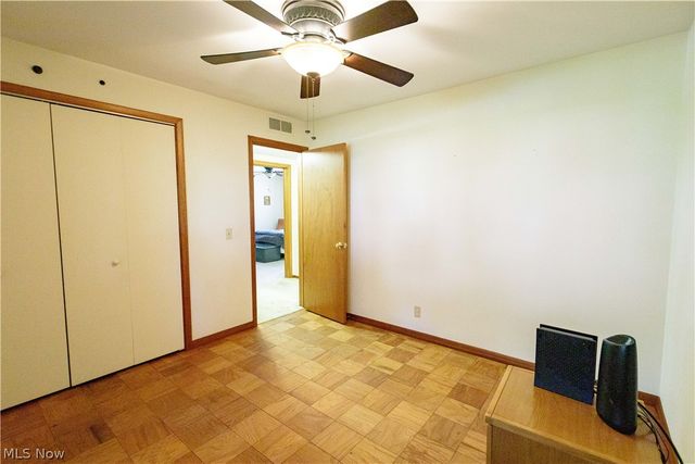 1009 Fair Oaks Avenue SW, North Canton, OH 44720