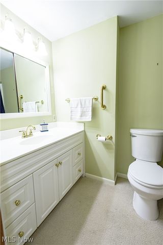 1009 Fair Oaks Avenue SW, North Canton, OH 44720
