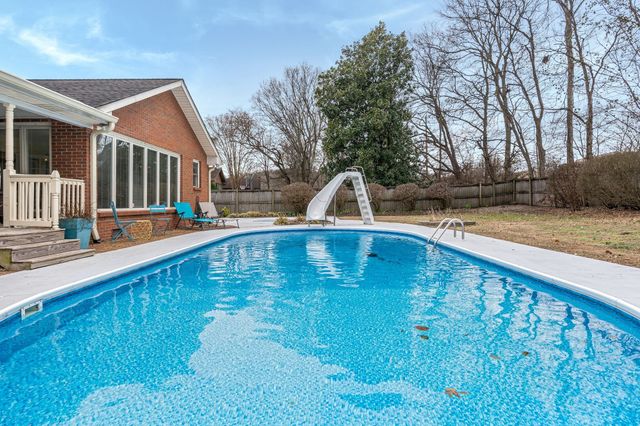 7351 Rolling River Pkwy, Nashville, TN 37221