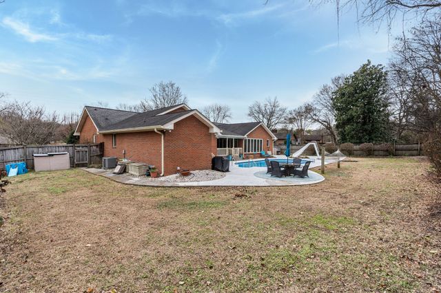 7351 Rolling River Pkwy, Nashville, TN 37221