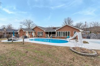 7351 Rolling River Pkwy, Nashville, TN 37221