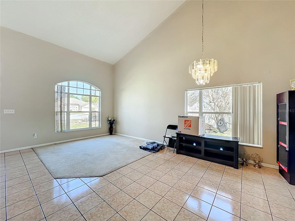 Image 11 of property listing at 8016 EQUITATION COURT, Orlando, FL 32818