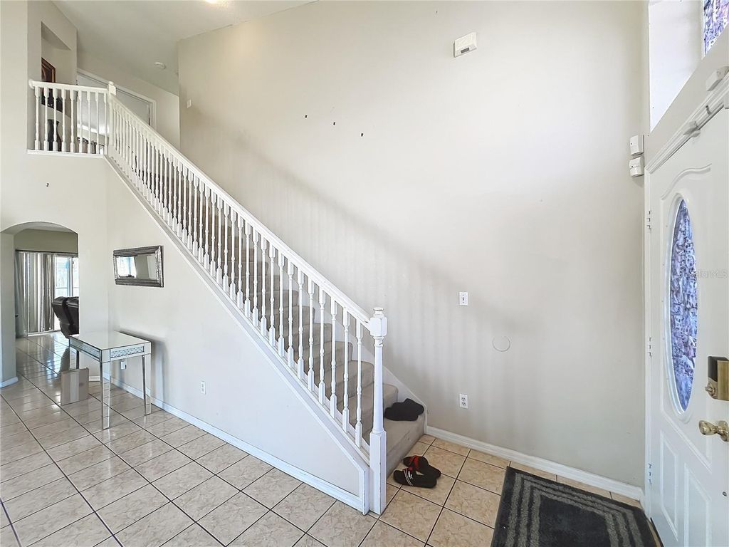 Image 13 of property listing at 8016 EQUITATION COURT, Orlando, FL 32818