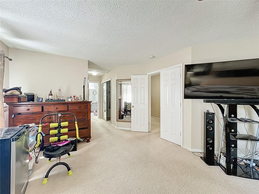 Image 24 of property listing at 8016 EQUITATION COURT, Orlando, FL 32818