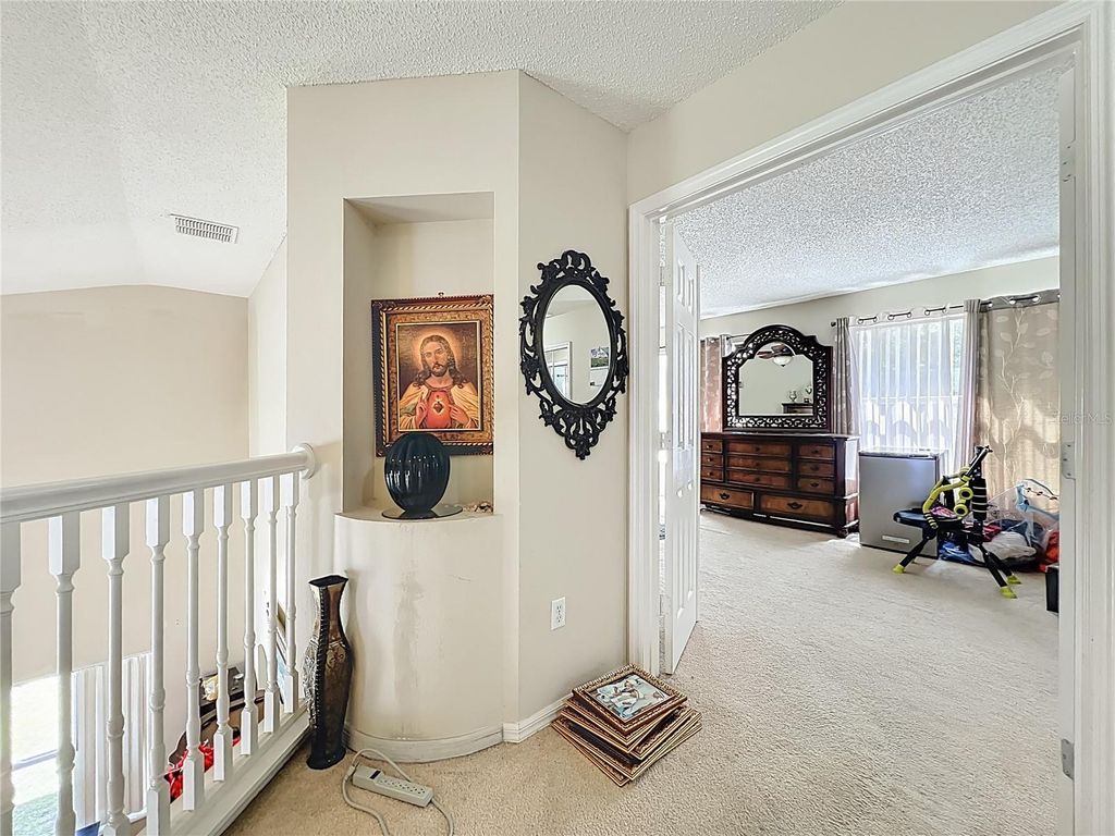 Image 29 of property listing at 8016 EQUITATION COURT, Orlando, FL 32818