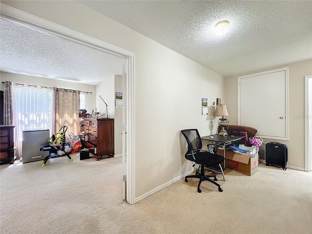 Image 31 of property listing at 8016 EQUITATION COURT, Orlando, FL 32818