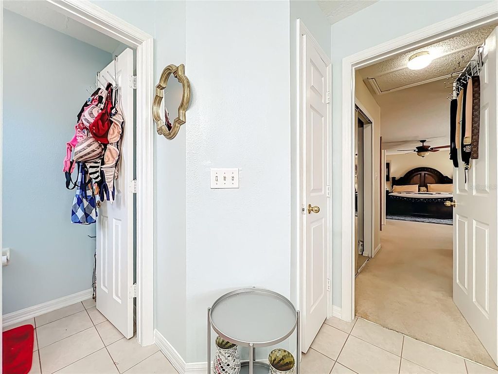 Image 37 of property listing at 8016 EQUITATION COURT, Orlando, FL 32818