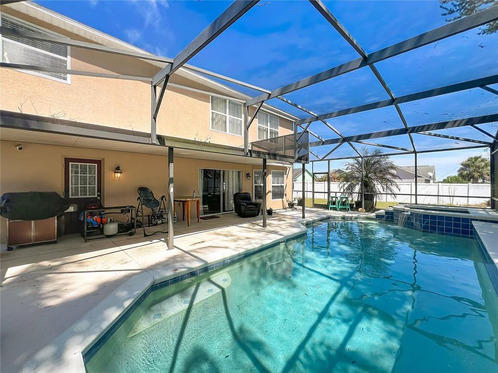 Image 39 of property listing at 8016 EQUITATION COURT, Orlando, FL 32818