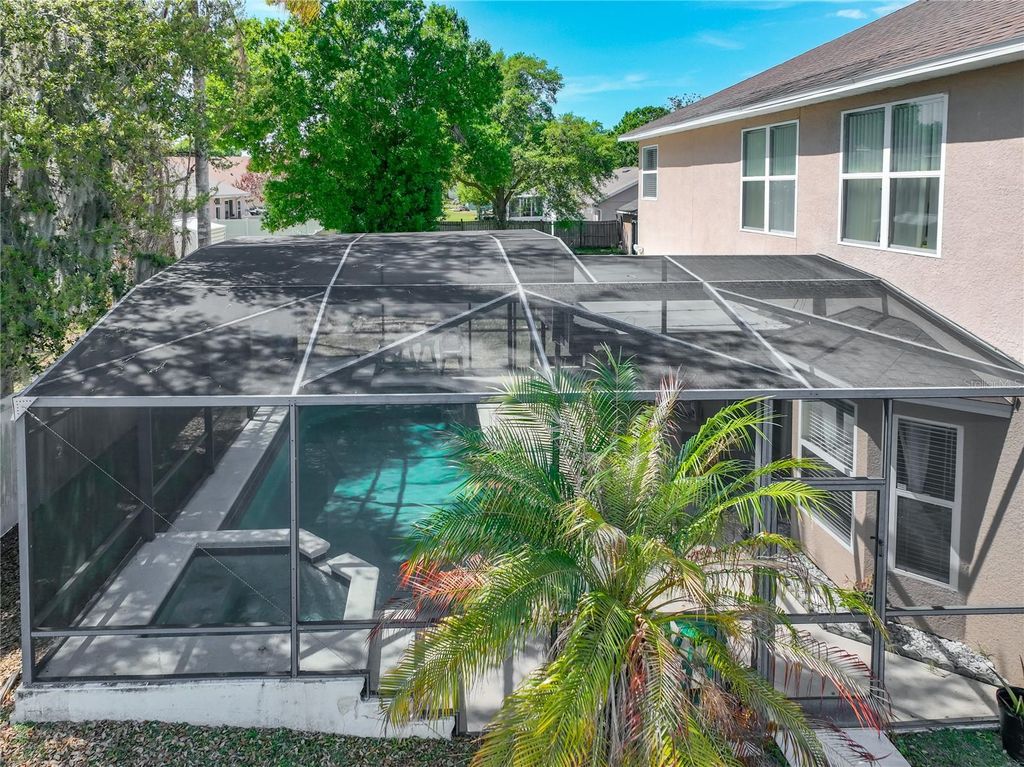 Image 40 of property listing at 8016 EQUITATION COURT, Orlando, FL 32818