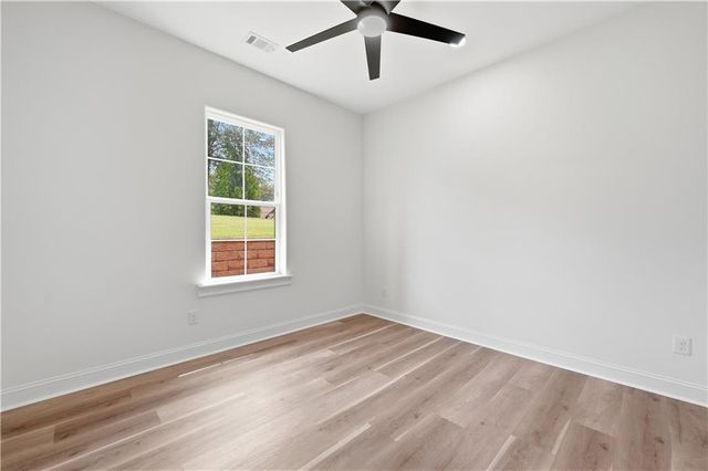 1652 Red Cedar Road, Commerce, GA 30530