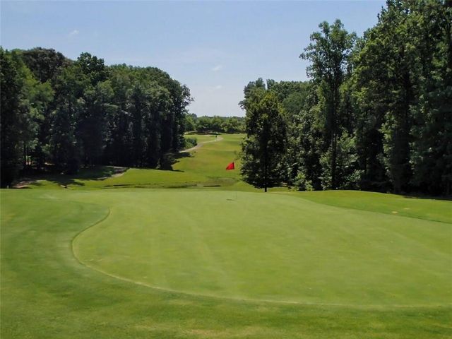 1652 Red Cedar Road, Commerce, GA 30530