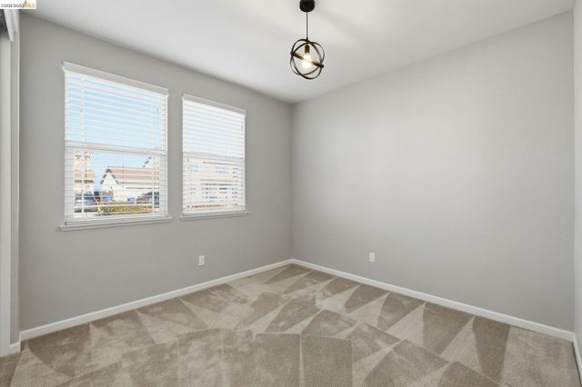 809 Bluestone Dr, Oakley, CA 94561