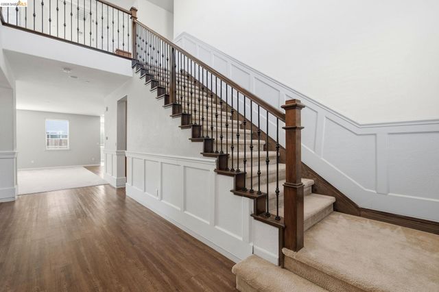 809 Bluestone Dr, Oakley, CA 94561