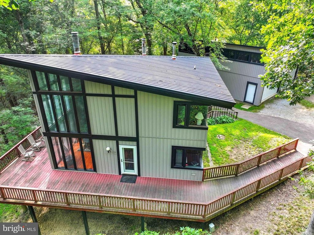 2203 BUCK RUB DR, Nottingham, PA 19362