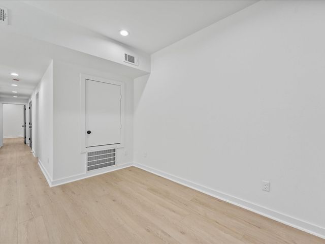 8101 Venus Street A, Houston, TX 77088