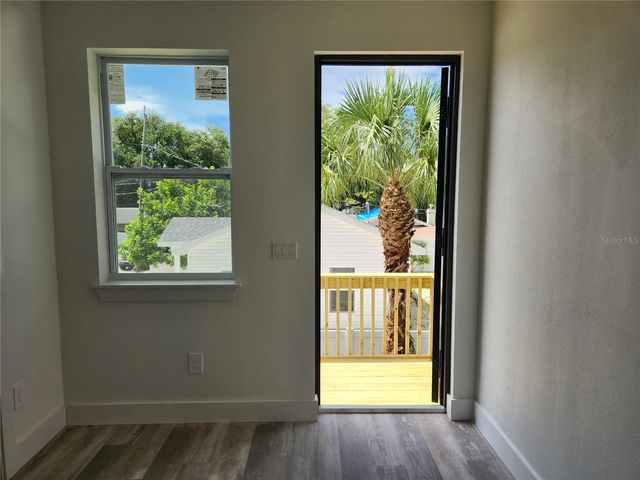 926 11TH AVENUE S, St Petersburg, FL 33705