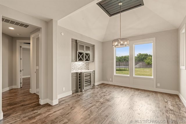12719 S 4th Street, Jenks, OK 74037