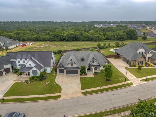 12719 S 4th Street, Jenks, OK 74037