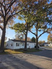 1711 Lockhart Lane, Osawatomie, KS 66064