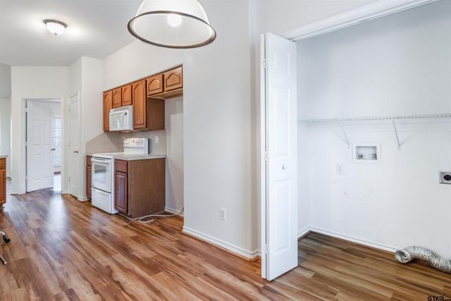 904 Mockingbird, Whitehouse, TX 75791