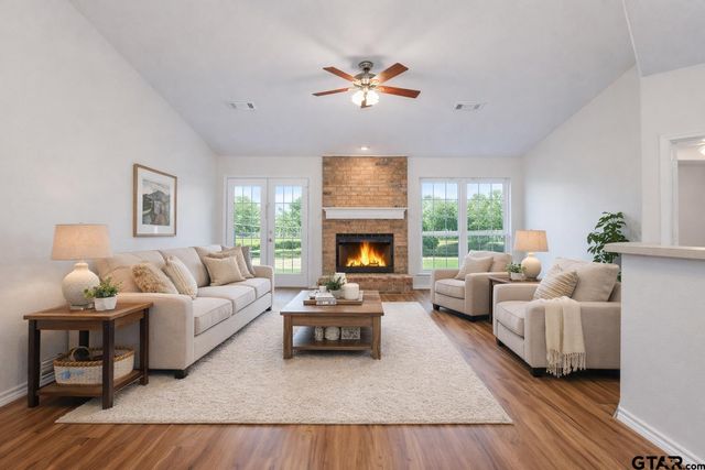 904 Mockingbird, Whitehouse, TX 75791