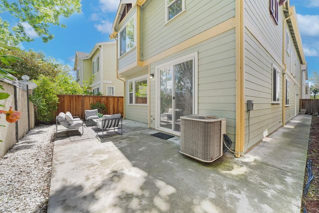 7325 Carter Avenue, Newark, CA 94560