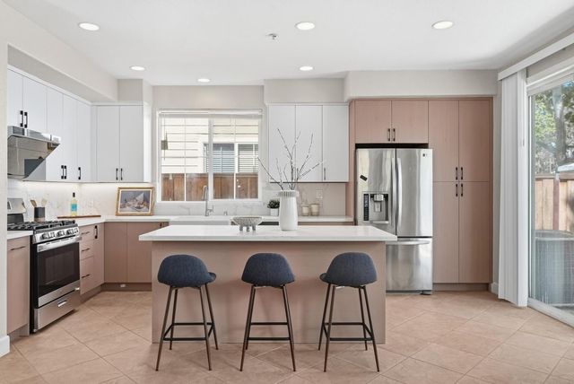 7325 Carter Avenue, Newark, CA 94560