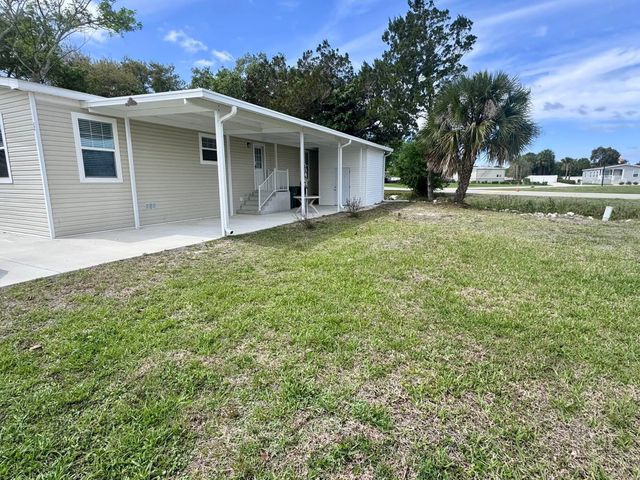 366 Whippoorwill Circle, Fort Pierce, FL 34982