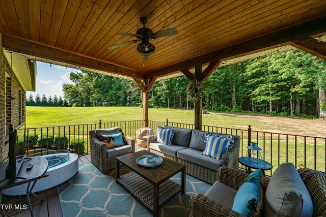 3441 Allison Meadows, Piney Flats, TN 37686