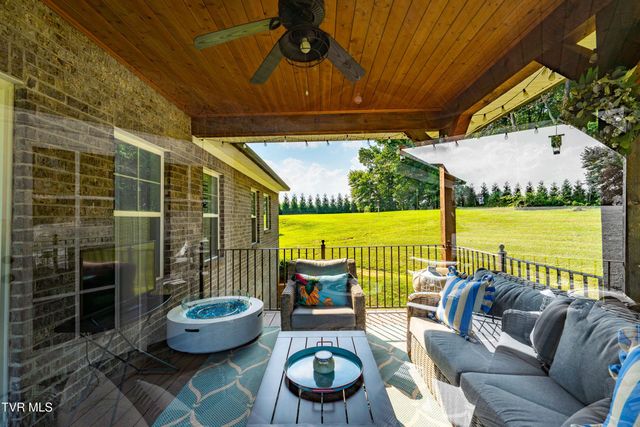 3441 Allison Meadows, Piney Flats, TN 37686