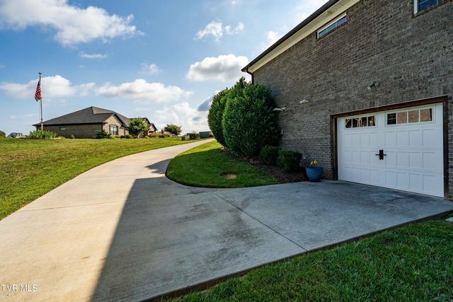 3441 Allison Meadows, Piney Flats, TN 37686