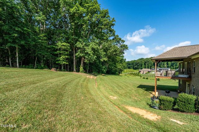 3441 Allison Meadows, Piney Flats, TN 37686
