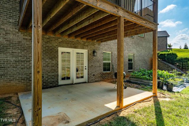 3441 Allison Meadows, Piney Flats, TN 37686