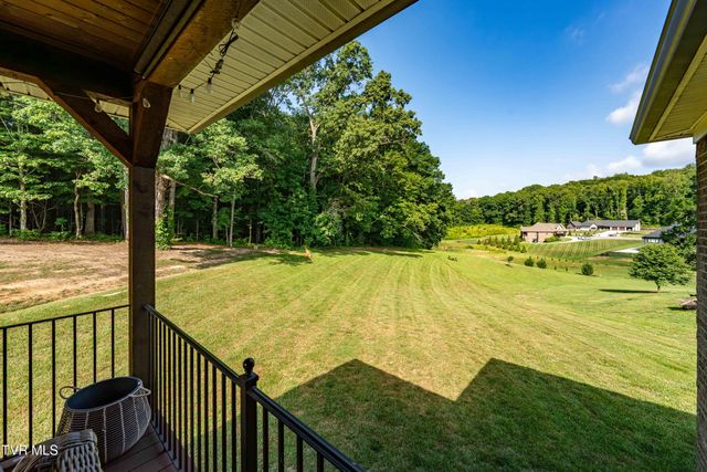 3441 Allison Meadows, Piney Flats, TN 37686
