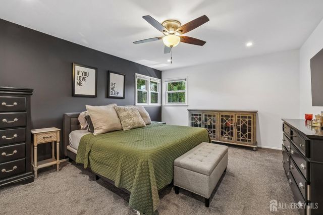 9 Heather Drive, Manalapan, NJ 07726
