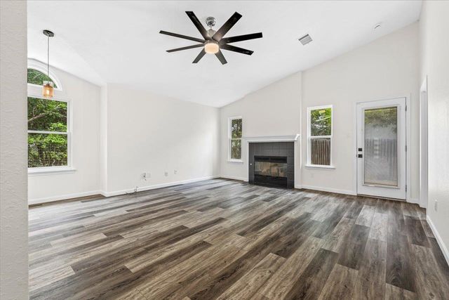 4004 Danli LN, Austin, TX 78749