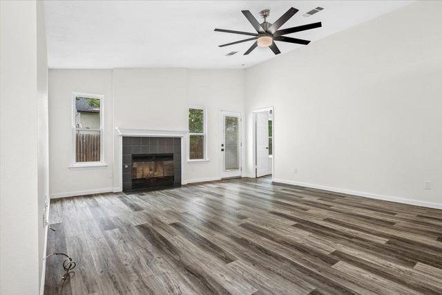 4004 Danli LN, Austin, TX 78749