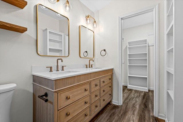 4004 Danli LN, Austin, TX 78749