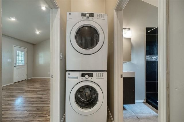 2705 La Mesa DR, Austin, TX 78704