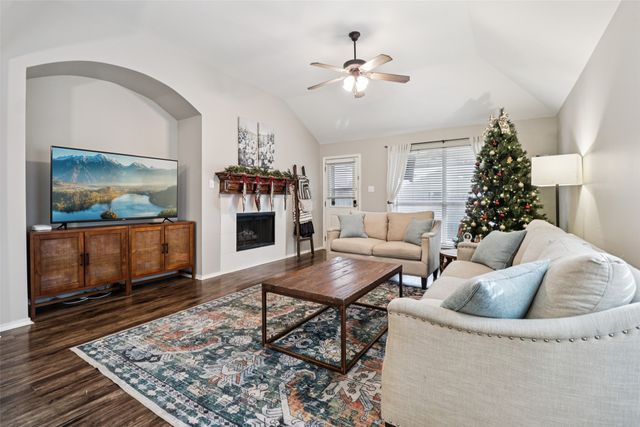 8900 Weller Lane, Fort Worth, TX 76244