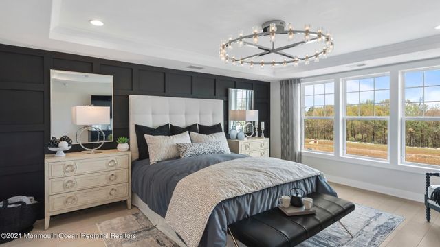 3 Fiore Court, Middletown, NJ 07748