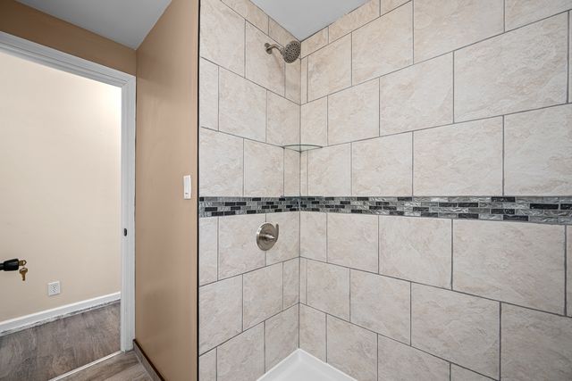 1826 33rd Street, Rock Island, IL 61201
