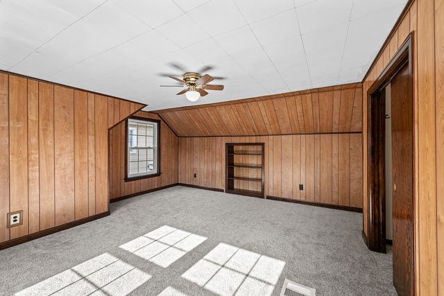 1826 33rd Street, Rock Island, IL 61201
