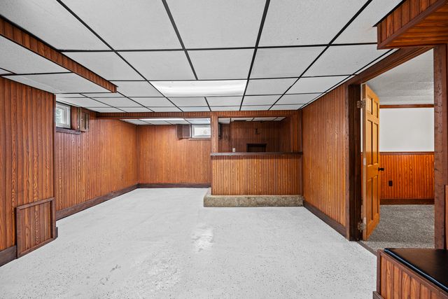 1826 33rd Street, Rock Island, IL 61201