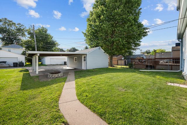 1826 33rd Street, Rock Island, IL 61201