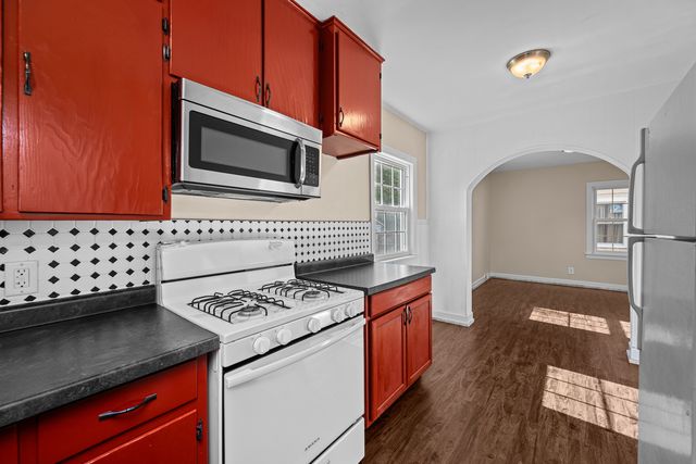 1826 33rd Street, Rock Island, IL 61201
