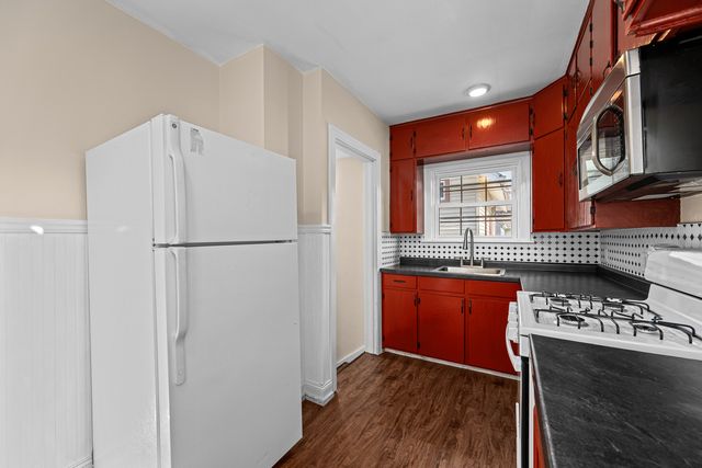 1826 33rd Street, Rock Island, IL 61201
