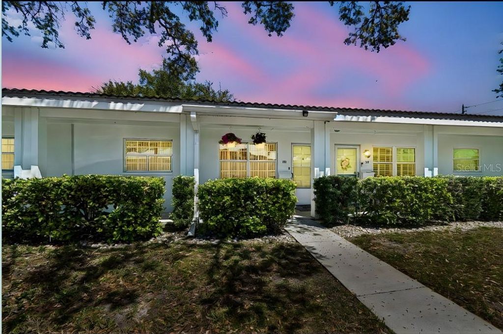 11200 102ND AVENUE 101, Seminole, FL 33778